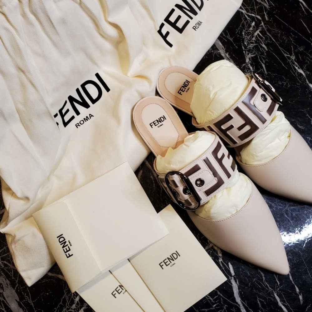 FENDI Mules
